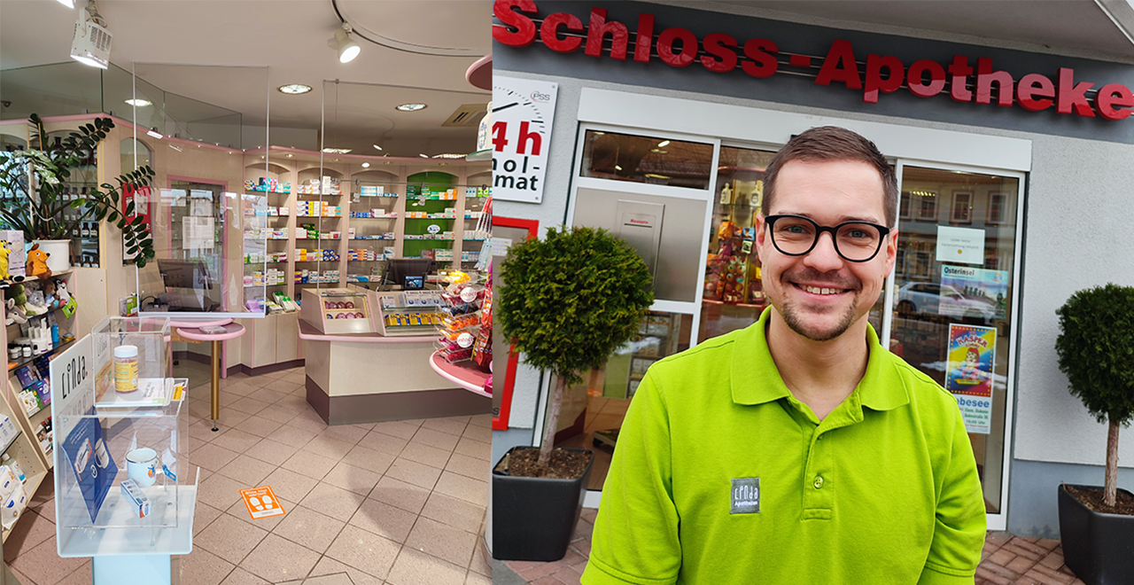 Zweigeteiltes Bild von der Innen- und Außenansicht der Schloss Apotheke.
Links: Innenraum der Apotheke mit Verkaufsfläche, Produkten und rosafarbenen Theken. 
Rechts: Ein Mitarbeiter im grünen Shirt steht lächelnd vor dem Eingang der „Schloss-Apotheke“, daneben zwei große Pflanzkübel mit Buchsbäumen.